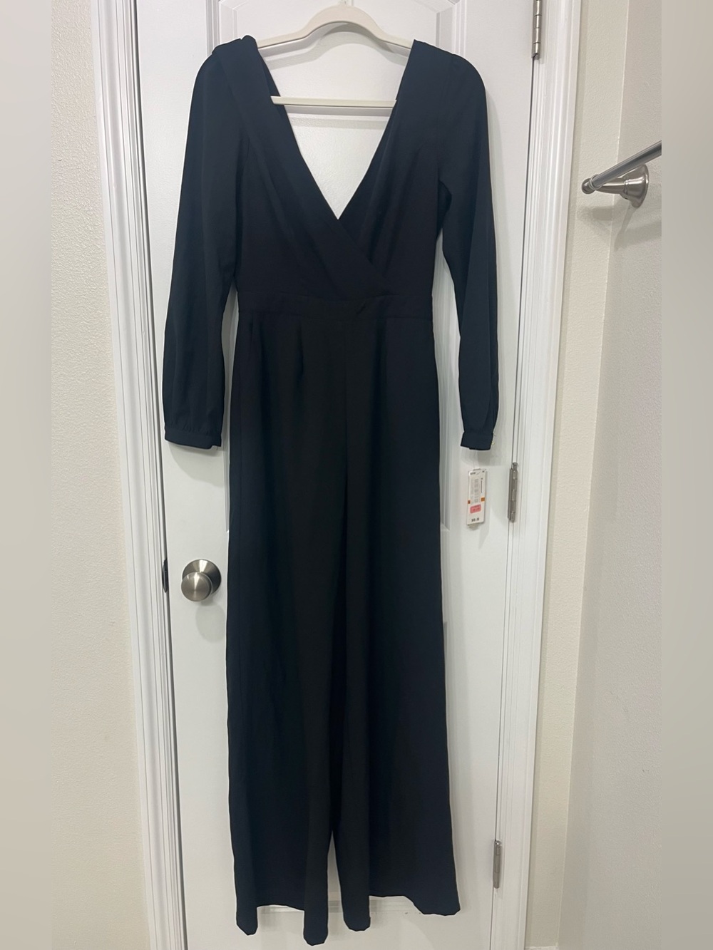Gianni Bini Black Long-Sleeve V-Neck Jumpsuit Small NWT